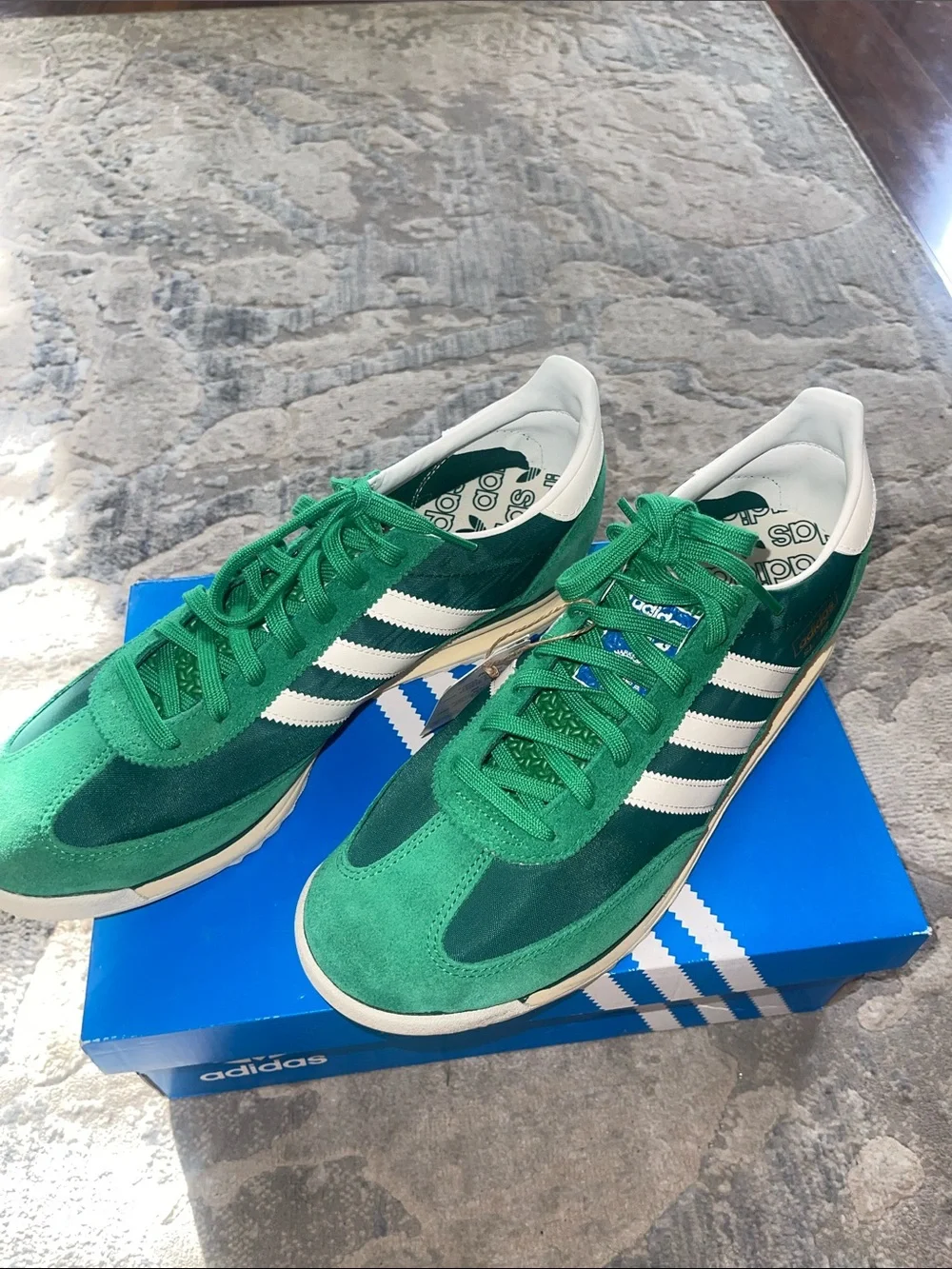 adidas NWT Green and White SL 72 Profile Trainer